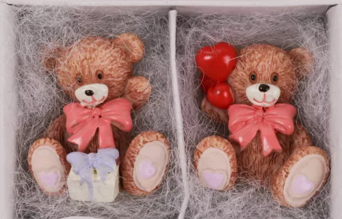Romantikus macipár nyakkendővel díszdobozban 3,2 cm