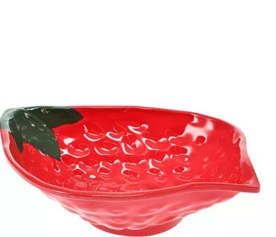 Gyümölcsös műanyag tányér 200x120mm - eper
