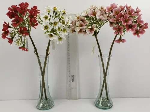 Selyem aprófejű szálas virág 4 féle színben választható 33cm