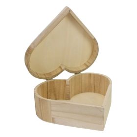 Natúr fa szív doboz 18x19,5cm, magasság:8,2cm
