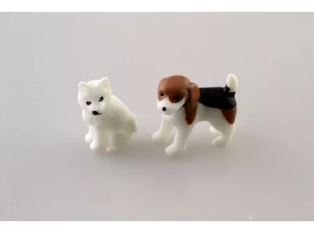 Mini kutyus fehér/barna beagle db