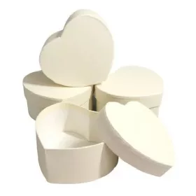   Szív alakú papír díszdoboz pasztell sárga 11 × 10 × 5,2 cm /db