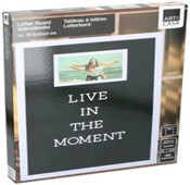 Képkeret 15x10cm + szöveg kirakó 45x30,5cm &188 karakter