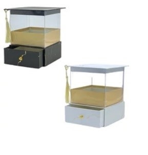 Papírdoboz ballagási 14,5x14,5x16,5 cm 2 színben válaszható/db 
