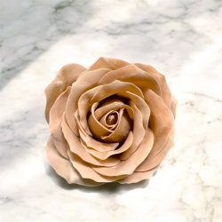 Szappanrózsafej 6,5x7 cm világos barna