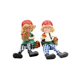   Logólábú figura eperrel 6x9,5x4,5 cm 2 féle válaszható/db