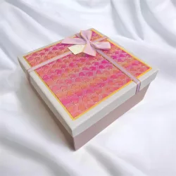 Papírdoboz 19x9,5; 17x8; 15x6 cm 3 db/csomag szivárványos